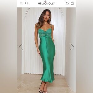 BRAND NEW W/ TAGS Hello Molly Green Midi Dress